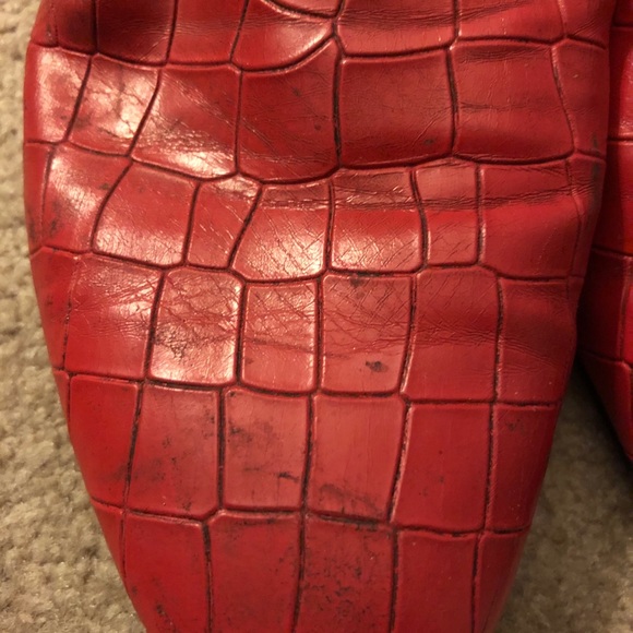 Red alligator style slides - Picture 4 of 5